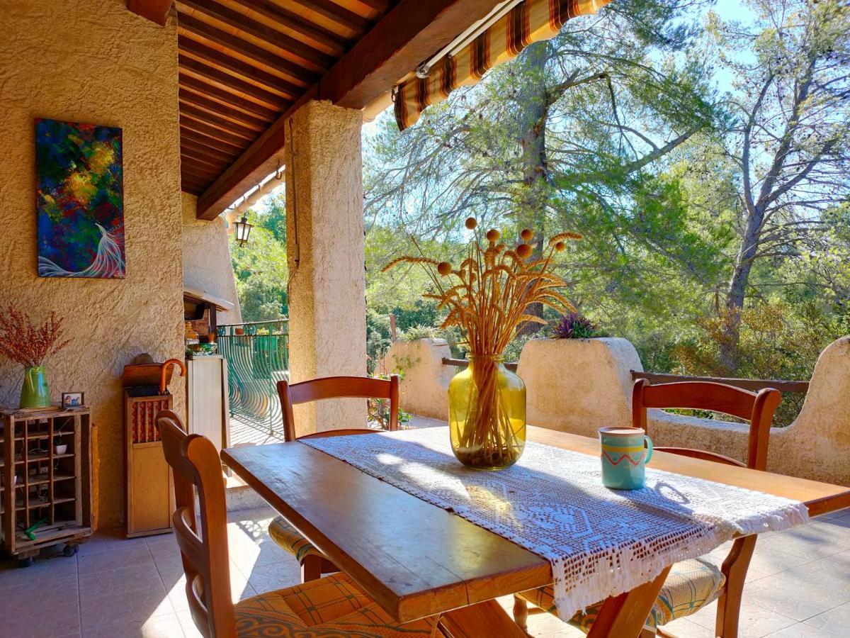 Villa Les Chariotins Драгинян Екстериор снимка